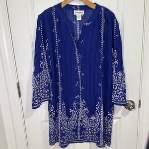 Serengeti Royal Blue and White Floral Tunic Size Large